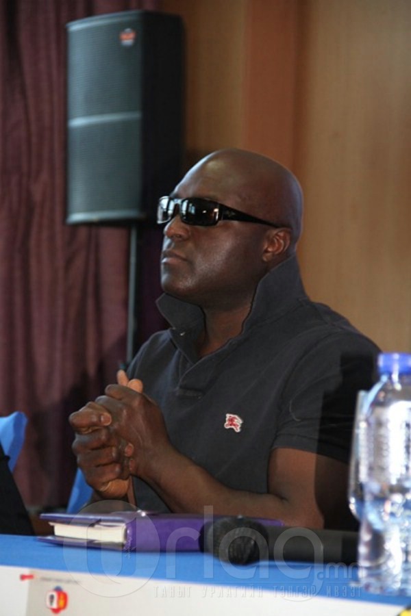 Дуучин Нана: Монголчууд их зочиломтгой ард түмэн юм аа